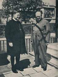 Ärkebiskop av Canterbury på nummer 10, Downing Street, c1943, 1945.