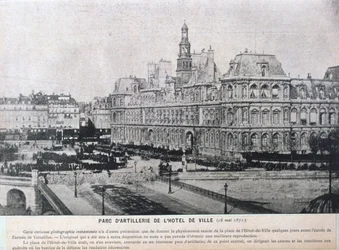 Artilleripjäser uppställda utanför Hotel de Ville, Paris, 16 maj 1871
