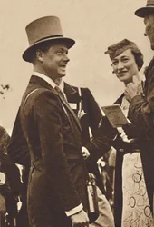 Ascot, juni, 1935 - Kung Edward, dåvarande prins av Wales, med Mrs. Simpson, 1937
