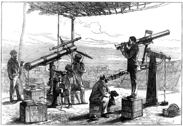 Astronomer som väntar på en förmörkelse, Indien, 1872