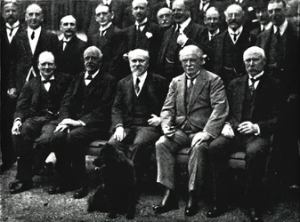På nummer 10, Downing Street, c1922, 1945.