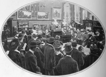 Auktion pågår hos Phillips auctioneers, London, c1901 1901