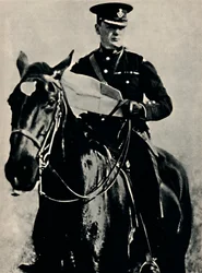 Tillbaka i armén, 1915, 1945.
