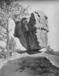 Balanced Rock, Garden of the Gods, Col., c1897.