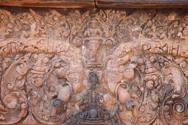 Banteay Srei-templet i Angkor i Kambodja. Intrikat snidade. Siem Reap Kambodja