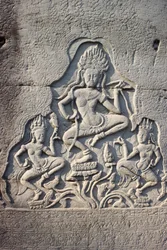 Bayon Celestial Dancers Carved into a Pillar, Siem Reap, Kambodja