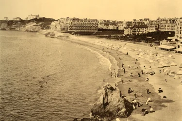 Biarritz - The Great Beach, c1930.