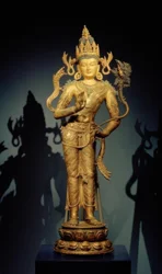 Bodhisattva Maitreya / skulptur, 11. – 12. Århundrade