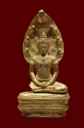 Buddha skyddad av Naga