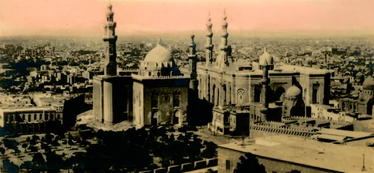 Kairo: Översikt och Sultan Hassan-moskén, c1918-c1939.