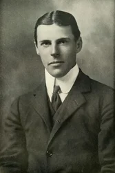 Kapten Fox, 1919.