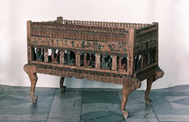 Fall, offer, egyptisk