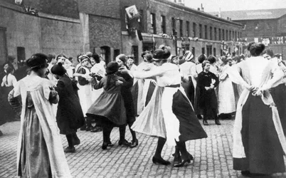 Firar slutet av första världskriget, 1918, 1935