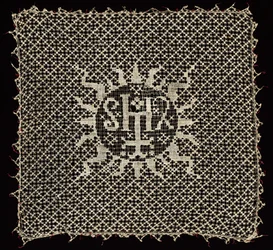 Kalkslöja med Kristi monogram, 1500-tal.