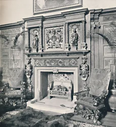Skorstensstycke i stora salen, Castle Ashby, Northampton, 1927