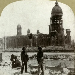 Stadshuset från McAllister St. med utsikt mot nordost, 1906.