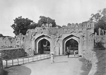 Delhi. Cashmere Gate, c1910.
