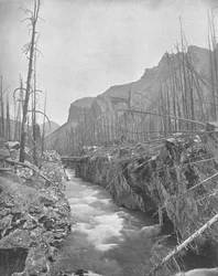 Devils Canyon, Banff, North West Territories, Kanada, c1900.