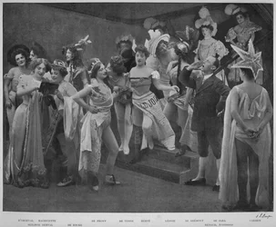 På scen för de tre!, 1900