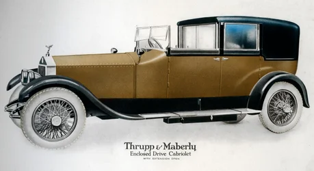 Kapslad drev Rolls-Royce cabriolet med förlängning öppen, c1910-1929