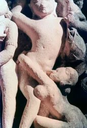Erotisk skulptur, Khajuraho, Indien. Omkring 950-1050. 1900-talet