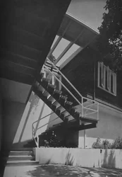 Exteriör - House at Fairfax, Kalifornien av Francis Ellsworth Lloyd, 1942