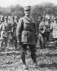 Ferdinand Foch, fransk general och allierades högsta befälhavare under första världskriget, 1918