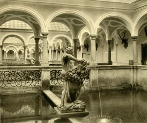 Fisktankskulpturer, Kremsmünster Abbey, Oberösterreich, c1935.