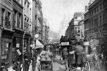 Fleet Street sett från mittemot Salisbury Court, London, 1880 1926-1927