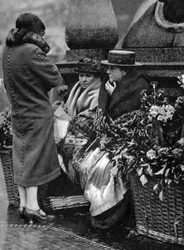 Blomsterförsäljare, Piccadilly Circus, London, 1926-1927