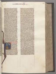 Fol. 86r, Domare, historisk initial R, Juda sittande med en bok som talar till Gud, ca. 1275-1300.