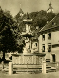 Fontän, Friesach, Österrike, c1935.