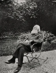 Frederic Passy, fransk ekonom och författare, 1901