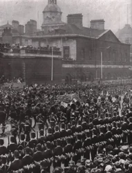 Kung Edward VII:s begravningståg, Whitehall, London, 20 maj 1910.