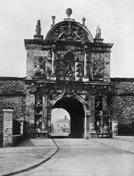 Porten till Citadellet, Plymouth, Devon, 1924-1926