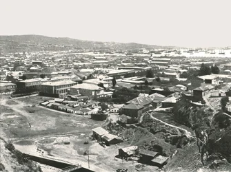 Översikt över staden, Valparaiso, Chile, 1895.