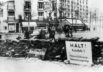 Tysk checkpoint, ockuperat Paris, 1940-1944