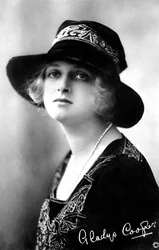 Gladys Cooper 1888-1971, engelsk skådespelerska, 1900-tal