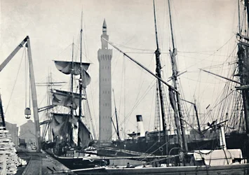 Grimsby - Utsikt över hamnen, med det hydrauliska tornet, 1895