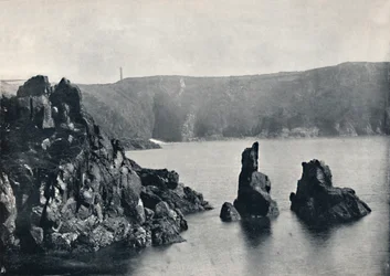 Guernsey - Moulin Huet Bay, med hund- och lejonklipporna, 1895