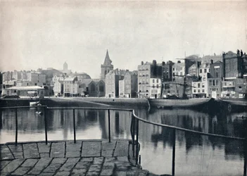 Guernsey - Den gamla hamnen, 1895