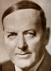 Henry Alexander MacRae, kanadensisk filmregissör, producent och manusförfattare, 1933