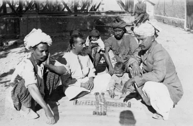 Hinduspel, Indien, 1916-1917