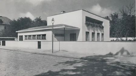 Hus i Bukarest av Rudolf Frankel, 1942