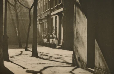 I garderobsdomstolen, byggd på platsen för ett kungligt museum, c1935.
