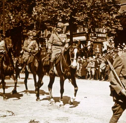 Italienska officerare under segerparaden, 1918