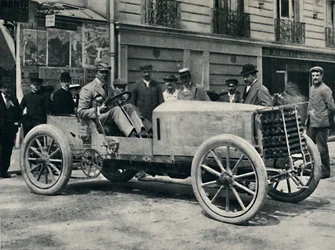 Jarrott före början av Race of Death, 1937