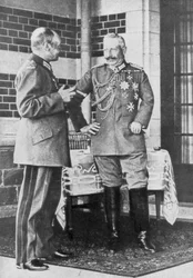 Kaiser Wilhelm II av Tyskland och Fredrik Augustus III av Sachsen, juni 1918