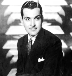 Kent Taylor, amerikansk skådespelare, 1934-1935