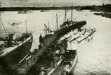 Kiel hamn, 1919.